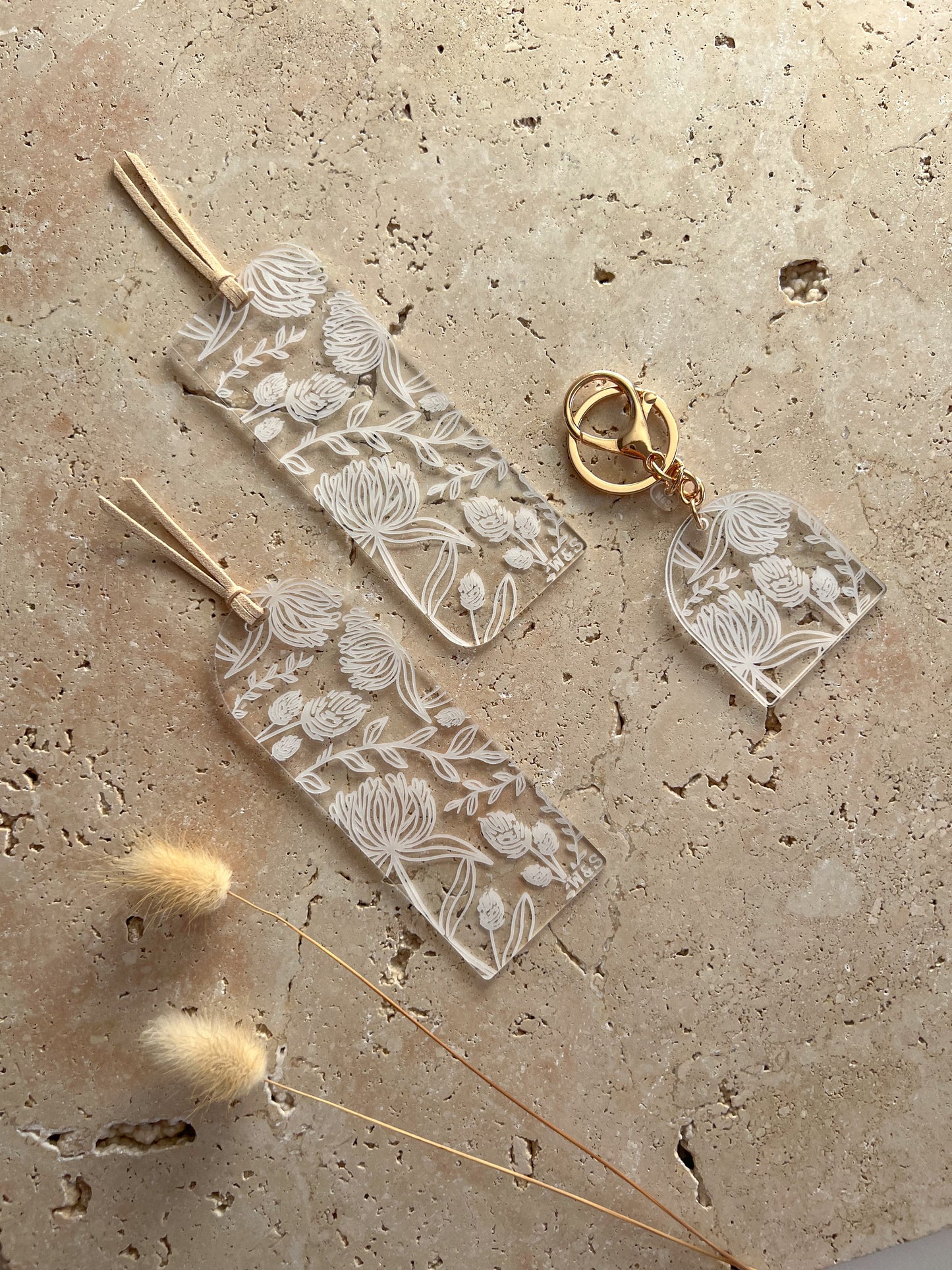 WILDFLOWER 2.0 ARCH BOOKMARKS AND ARCH KEYCHAIN SET BY WILLOW AND SAGE CO
