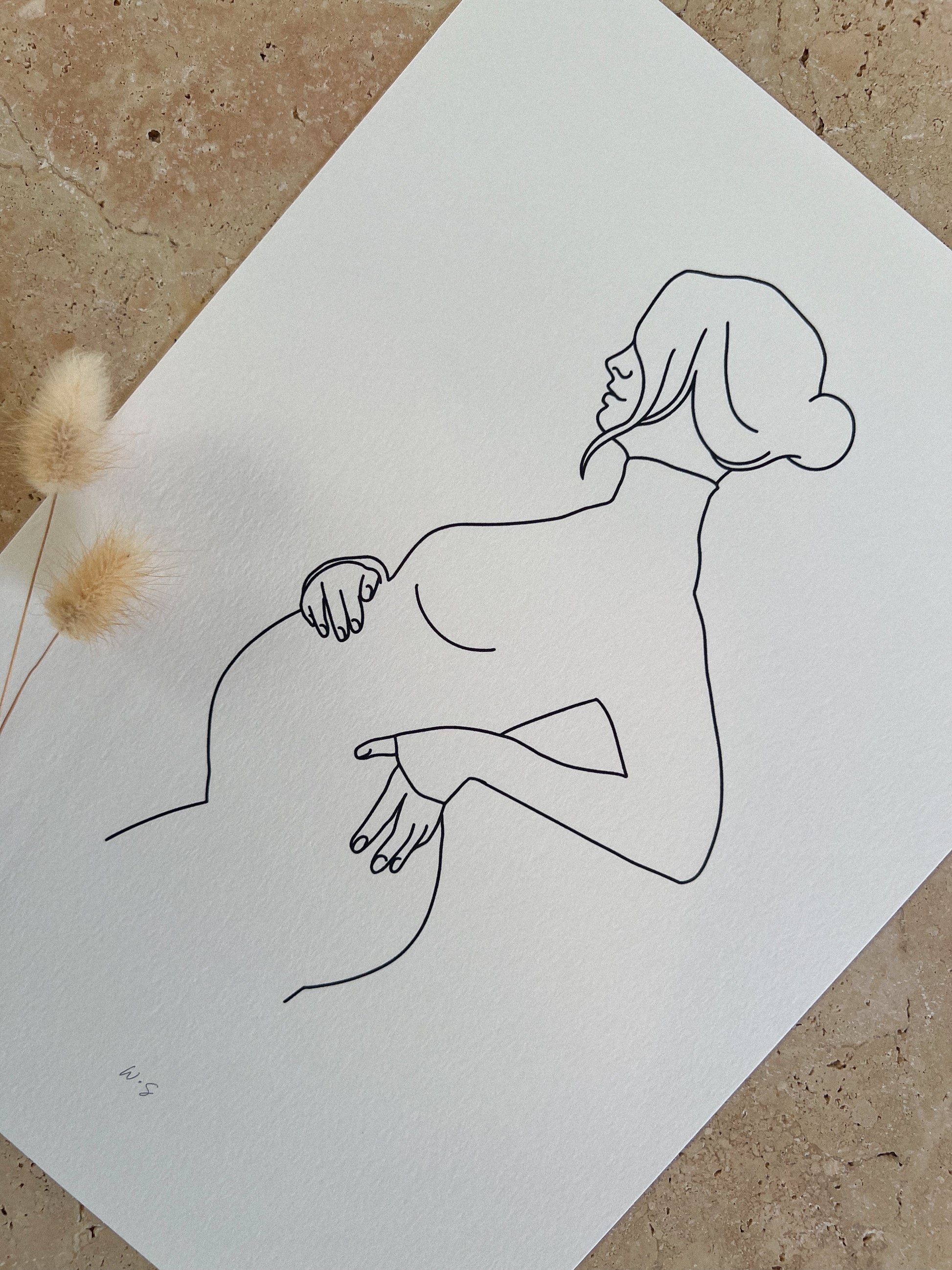 CLOSE UP HAND ON BUMP PREGNANCY LINE ART PRINT BY WILLOW AND SAGE CO